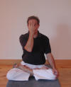 Yoga: nadi shodhana, la respiration alternée. Position des doigts n°3.